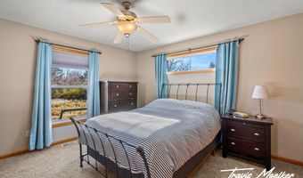 10738 Douglas Dr, Allendale, MI 49401