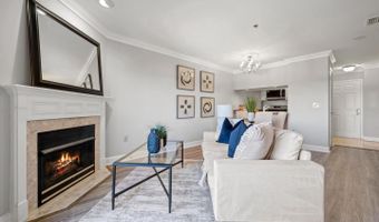 1050 N STUART St 611, Arlington, VA 22201