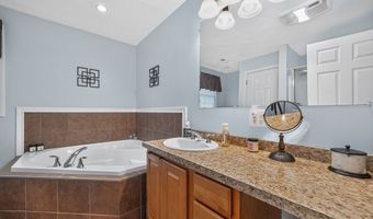 40 Adelman Rd, Billerica, MA 01821