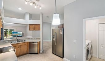 816 BARRISTER Dr, Auburndale, FL 33823