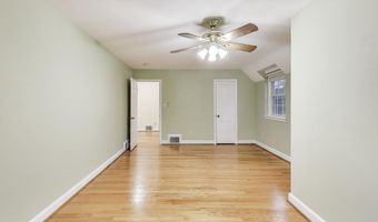 9326 W PARKHILL Dr W, Bethesda, MD 20814