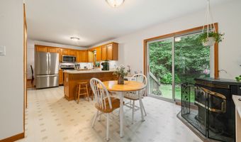 195 Crane Hollow Rd, Bethlehem, CT 06751