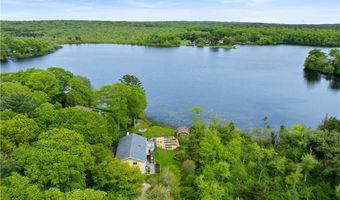 106 Lauri Dr, Charlestown, RI 02813