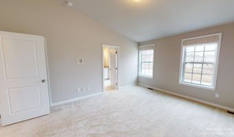 2794 Ashcombe Dr, Ann Arbor, MI 48105