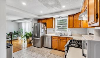 22 Compass Ln, Barnegat, NJ 08005