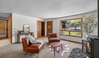 19572 Apache Rd, Bend, OR 97702