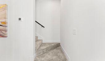 3725 Isabella Ave, Cincinnati, OH 45209