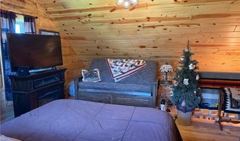 37590 Degerstrom Rd, Askov, MN 55704