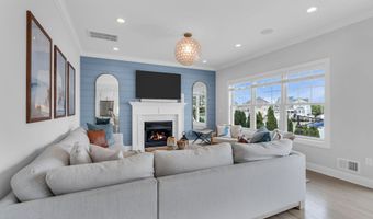 33 Amherst Dr, Bayville, NJ 08721