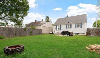 162 Thatcher St, East Providence, RI 02916