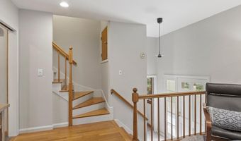 6 Black Horse Dr, Acton, MA 01720