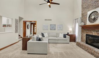 369 Rodeo Dr, Indianapolis, IN 46217