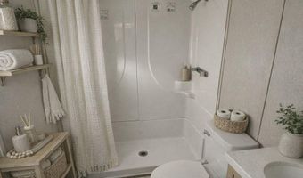 2 Tower Manor Cir E 2, Auburndale, FL 33823