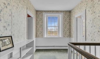 152 Church St, Belfast, ME 04915