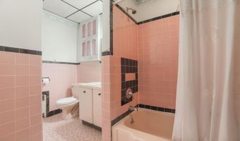 819 KENNEDY Blvd, Bayonne, NJ 07002