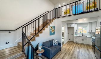 2817 Easy Ave, Long Beach, CA 90810