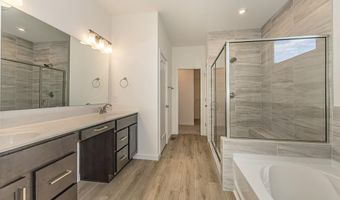 6804 Snowy Owl Ln, Affton, MO 63123