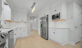 2501 EASTERN POINT Ct, Annapolis, MD 21401