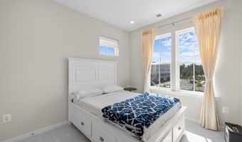 23158 HORSESHOE TRAIL Sq, Brambleton, VA 20148
