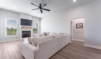 931 Moosehead St, Bentonville, AR 72713