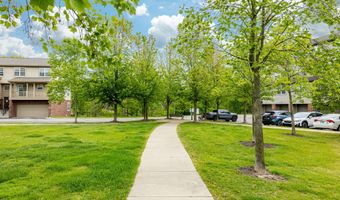 3039 Barclay Way, Ann Arbor, MI 48105