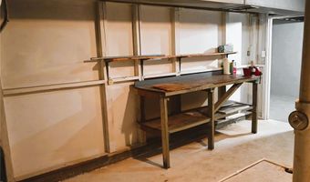 9510 Lydell Dr, Affton, MO 63123