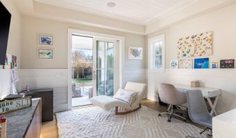 121 Hand Ln, Amagansett, NY 11930