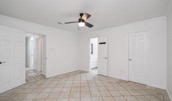 2708 Tallow St, Alvin, TX 77511