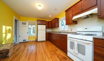 47 7th St, Bangor, ME 04401