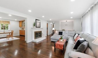 7 Cherry Ridge Rd, Acton, MA 01720