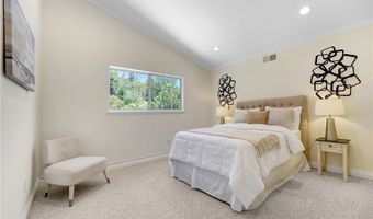 17043 Empanada Pl, Encino, CA 91436