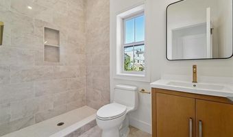 90 E 27TH St, Bayonne, NJ 07002