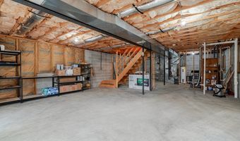 268 PICARD Ct, Basye, VA 22810