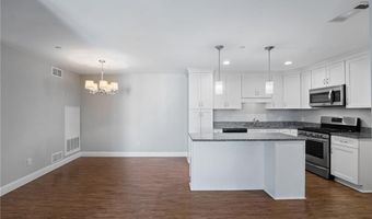 60 Saw Mill Dr 301, North Kingstown, RI 02852