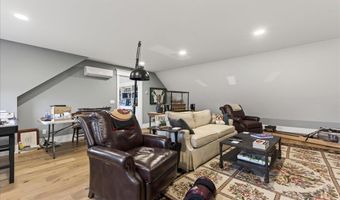 16 Blacks Lndg, Belfast, ME 04915