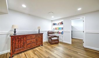 9 Cassidy Trl, Coventry, RI 02816