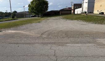 130 W Webster Ave, Ava, MO 65608