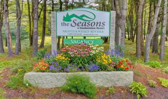 4 F Seasons At Attitash Rd, Bartlett, NH 03812
