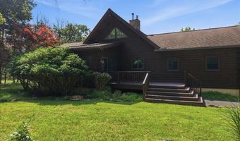 14 E Point Rd, Albrightsville, PA 18210