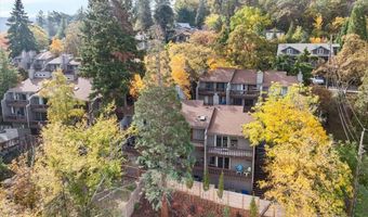 327 Ravenwood Pl, Ashland, OR 97520