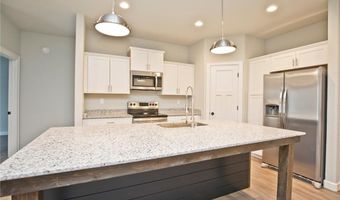34 Holly Dr A, Bentonville, AR 72712