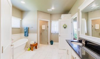 121 County Road 2571, Alvord, TX 76225