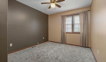 2312 Northgate Blvd, Auburn, IN 46706