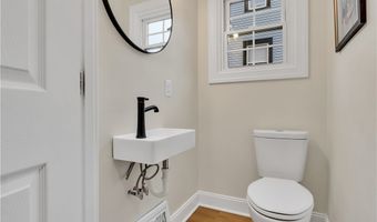 229 Metz Ave, Akron, OH 44303