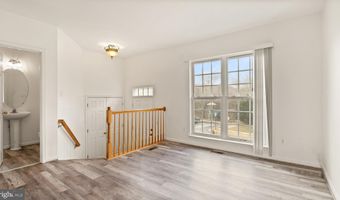 21753 LADYSLIPPER Sq, Ashburn, VA 20147