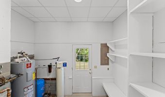 6989 FREDERICKSBURG Rd, Barboursville, VA 22923