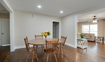 233 Carlin St, Albertville, AL 35951