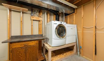 209 W Ironwood St, Brandon, SD 57005