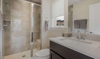 10374 JACOBSEN St, Bethesda, MD 20817