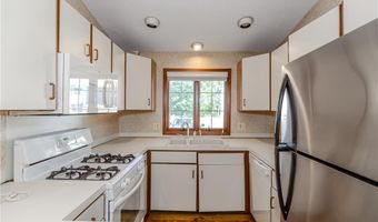 4 Scenery Ln, Johnston, RI 02919